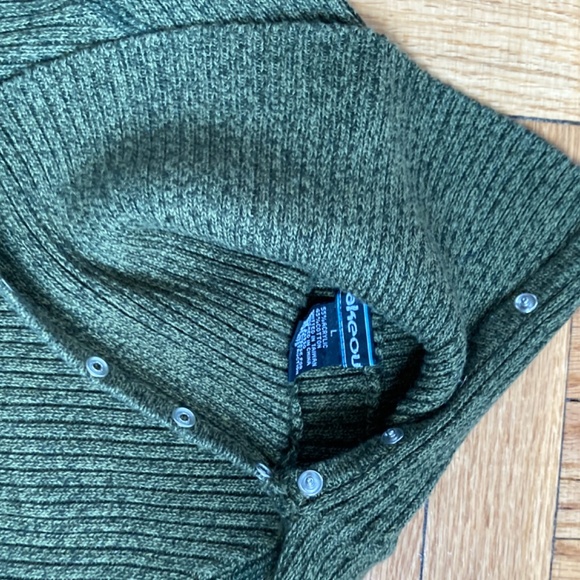 Vintage 1990s Y2K Takeout green and black split button turtleneck top - Picture 2 of 2